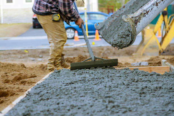 Best Concrete Sidewalk Installation  in Port Hueneme, CA
